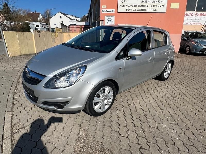 Gebraucht Opel Corsa Edition 80 PS (58 kW) 2008 Silber Kleinwagen