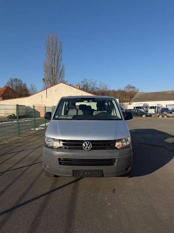 Gebraucht VW T5 102 PS (75 kW) 2012 Silber Van