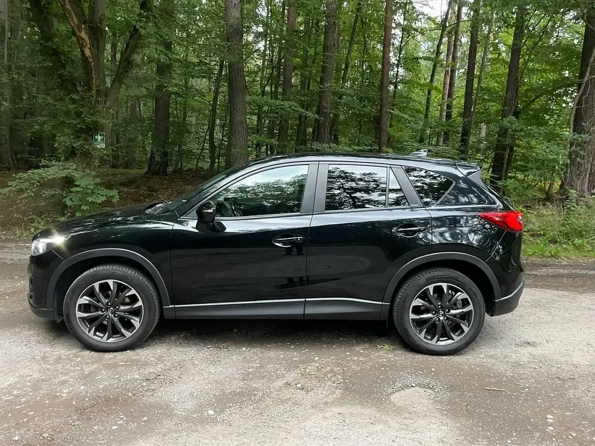 Second-hand Mazda CX-5 Sports-Line 175 CP (128 kW) 2015 Negru SUV