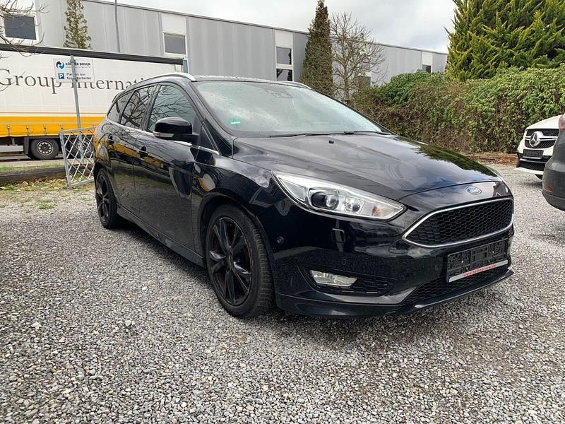 Gebraucht Ford Focus ST-Line 150 PS (110 kW) 2016 Schwarz Kombi