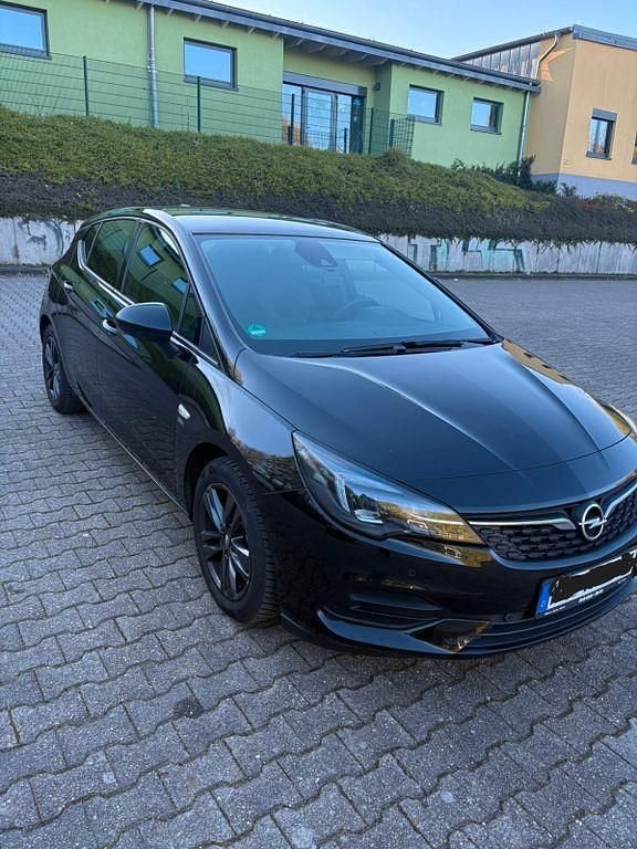 Gebraucht Opel Astra 110 PS (80 kW) 2020 Schwarz Limousine