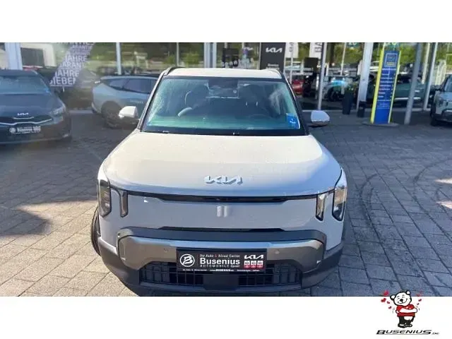 Neu Kia EV2 Earth 108 kW (147 PS) 2026 Grau SUV