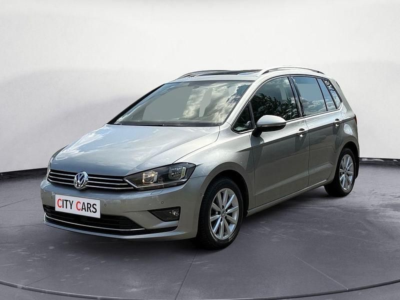 Silber Gebraucht 2016 VW Golf Sportsvan Allstar Van / Kleinbus | 11.990 € (Fairer Preis) - Bild 1/4