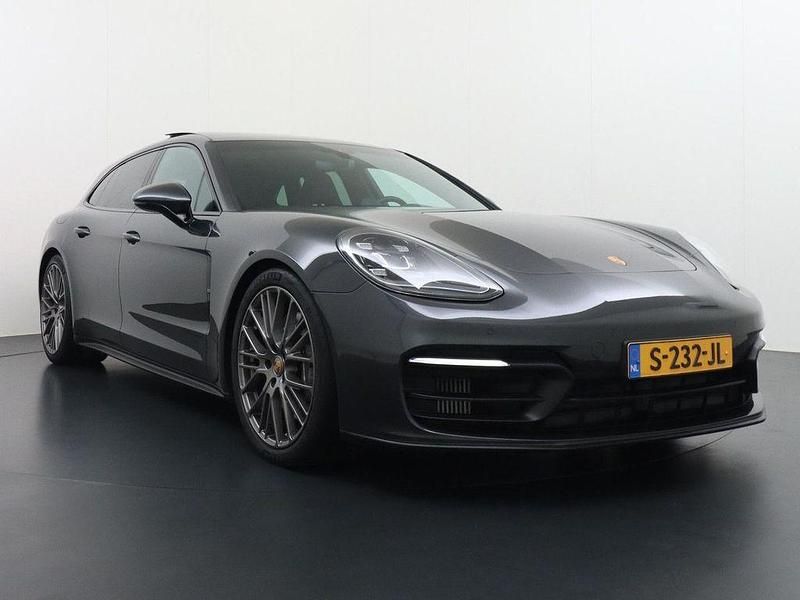 Gebraucht Porsche Panamera S E-Hybrid Platinum Edition 462 PS (339 kW) 2023 Grau Limousine