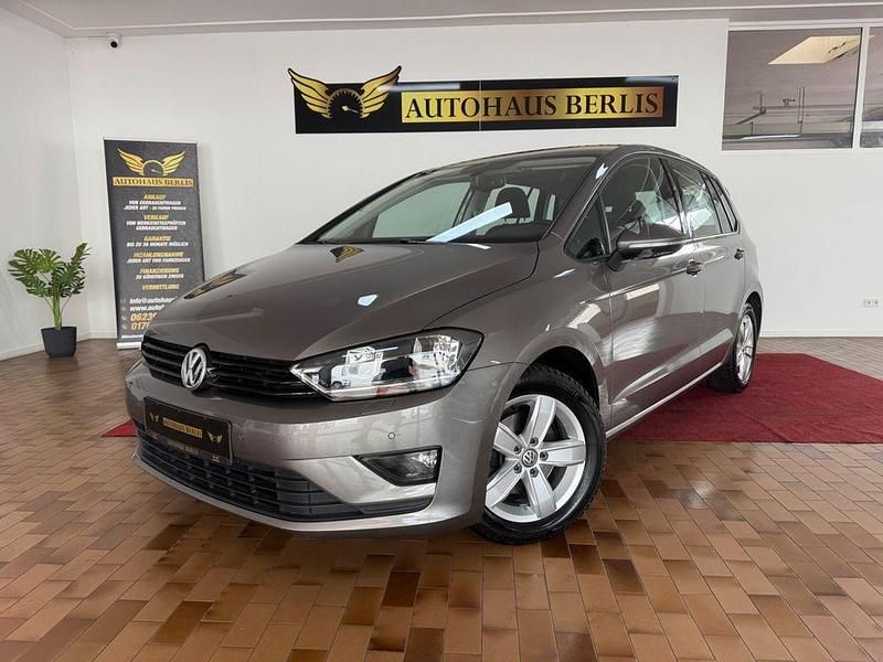 Grau Gebraucht 2015 VW Golf VII Trendline Limousine | 12.299 € (Fairer Preis) - Bild 1/4