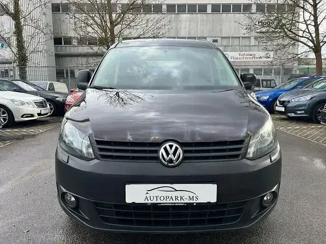 Usado VW Caddy 105 HP (77 kW) 2012 Roxo Monovolume