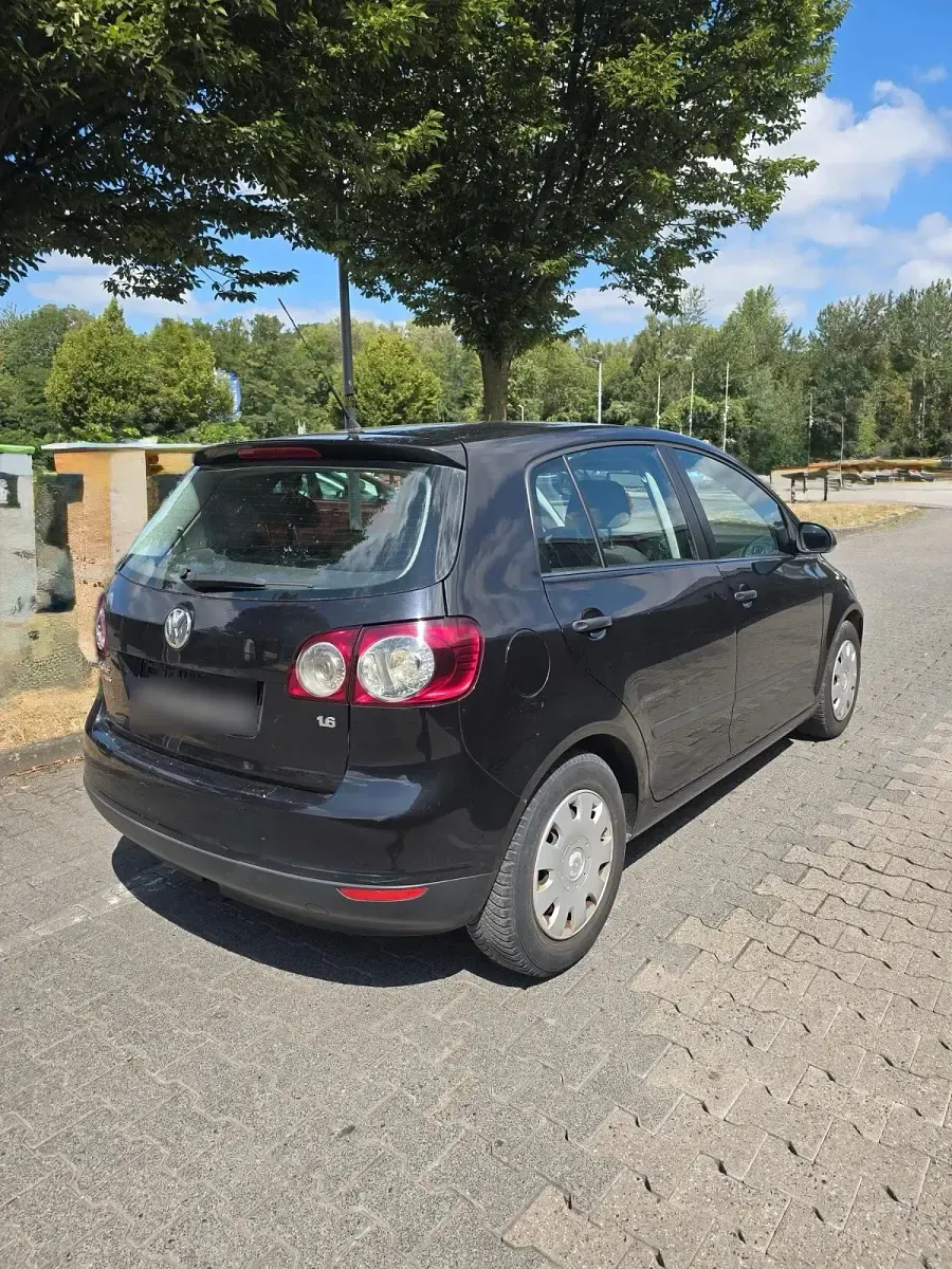 Gebraucht VW Golf Plus Cross 106 PS (77 kW) 2006 Schwarz Limousine