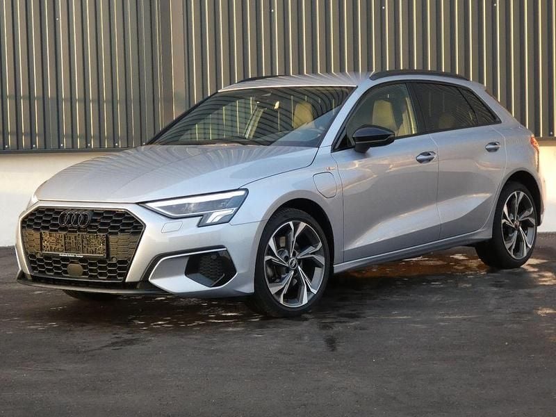 Gebraucht Audi A3 S-Line 204 PS (150 kW) 2021 Silber Limousine