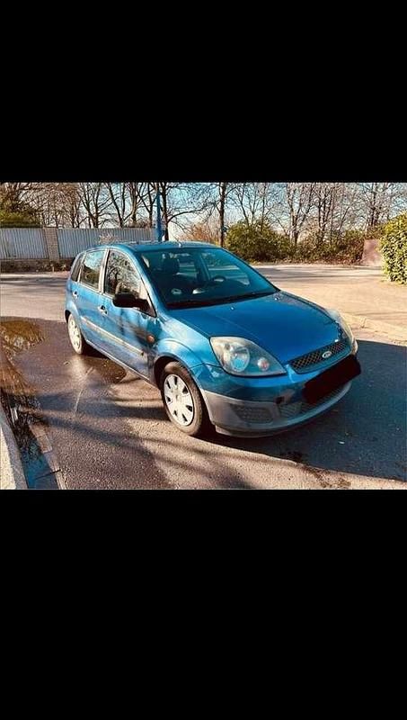 Gebraucht Ford Fiesta 69 PS (50 kW) 2005 Limousine