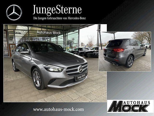 Grau Gebraucht 2021 Mercedes E250 Progressive Limousine | 23.890 € (Superpreis) - Bild 1/4