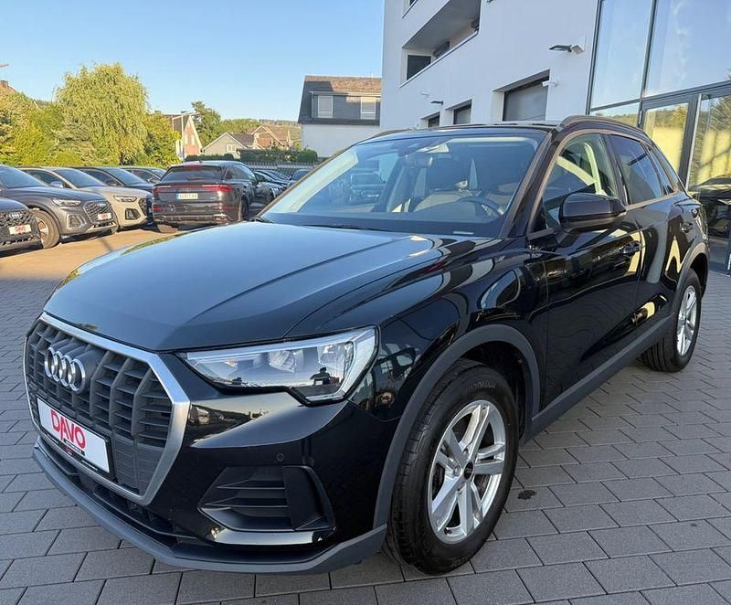Mythosschwarz Gebraucht 2023 Audi Q3 SUV | 27.991 € (Guter Preis) - Bild 1/4