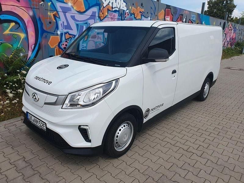 Weiß Gebraucht 2023 Maxus eDeliver 3 Van | 17.490 € (Superpreis) - Bild 1/4