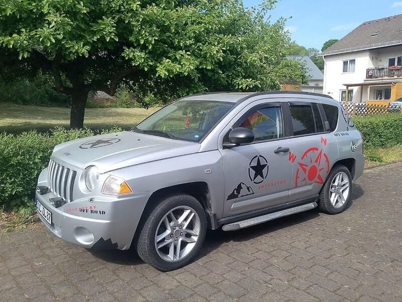 Silber Gebraucht 2008 Jeep Compass Limited SUV | 3.300 € (Superpreis) - Bild 1/4