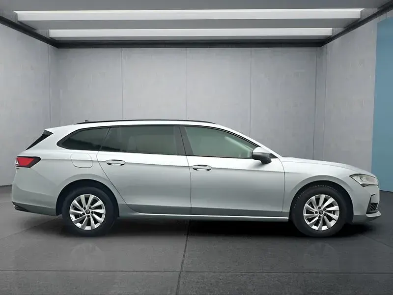 Occasion Skoda Superb 150 ch (110 kW) 2025 Andere Break