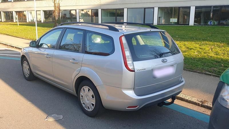 Gebraucht Ford Focus 116 PS (85 kW) 2008 Silber Kombi