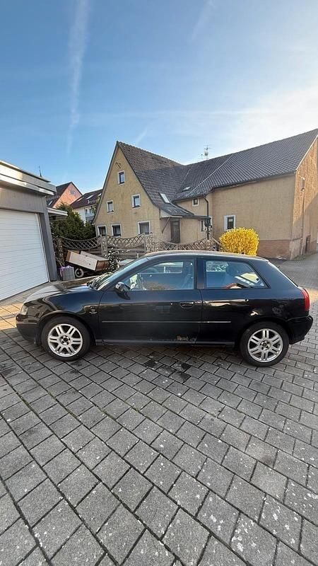 Second-hand Audi A3 102 CP (75 kW) 2003 Hatchback