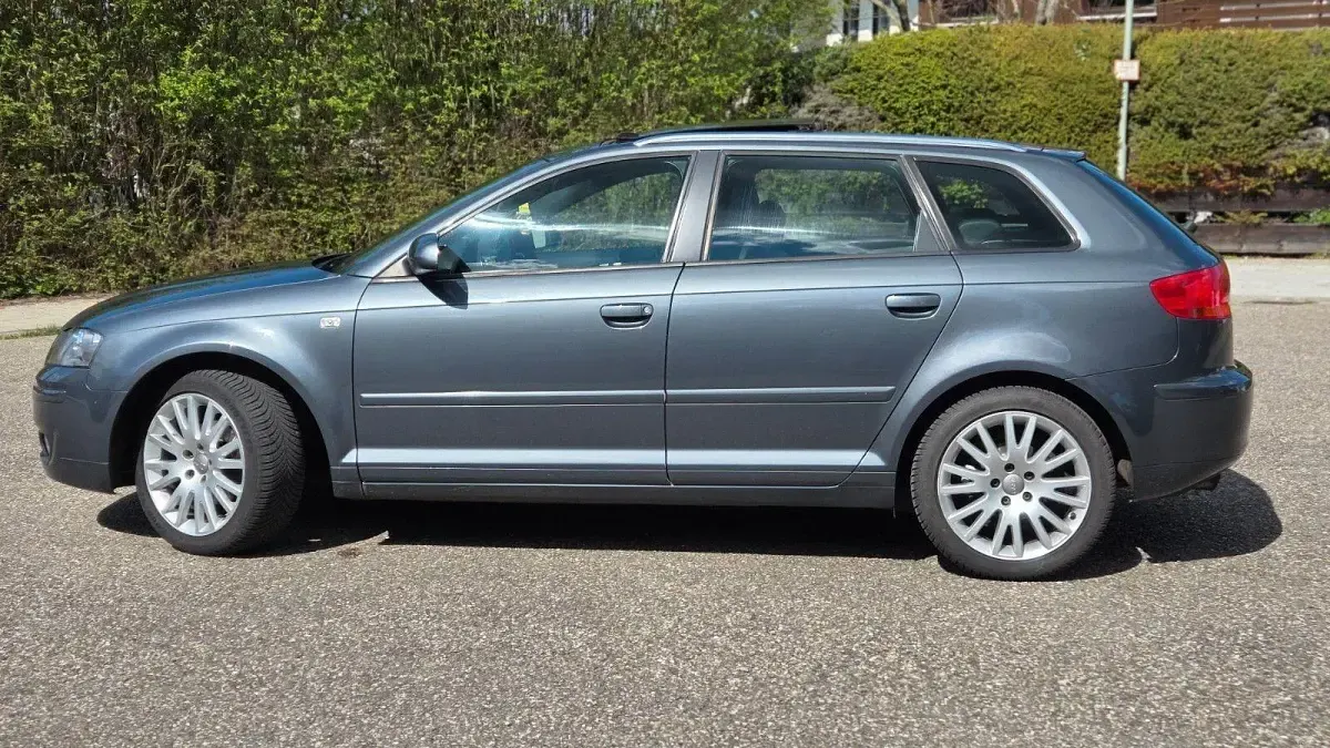 Używany Audi A3 Exclusive 102 KM (75 kW) 2006 Szary Hatchback