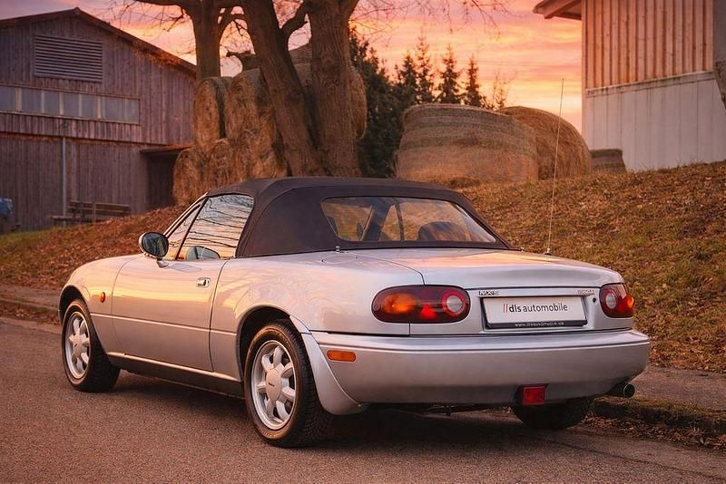 Gebraucht Mazda MX5 116 PS (85 kW) 1992 Silber Cabrio