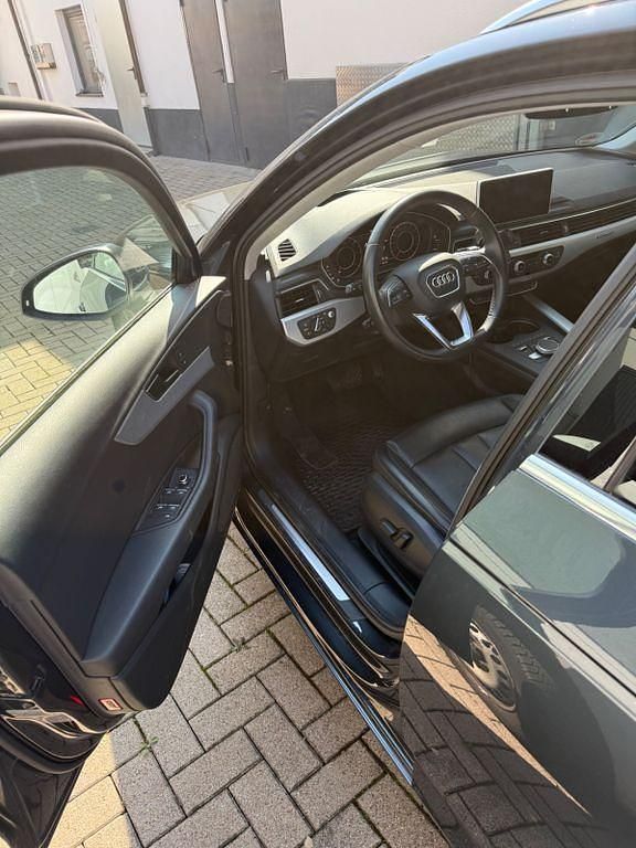 Gebraucht Audi A4 Design 286 PS (210 kW) 2019 Grau Kombi