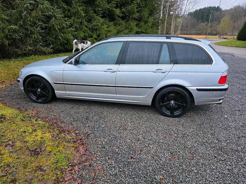 Gebraucht BMW 320 Sport Line 170 PS (125 kW) 2003 Silber Kombi