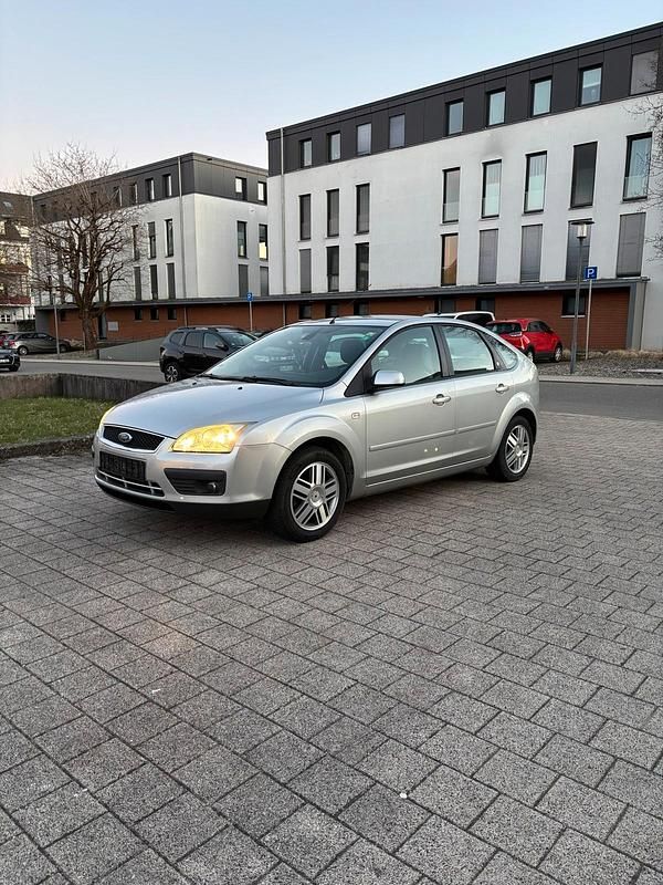 Gebraucht Ford Focus Ghia 101 PS (74 kW) 2006 Kleinwagen
