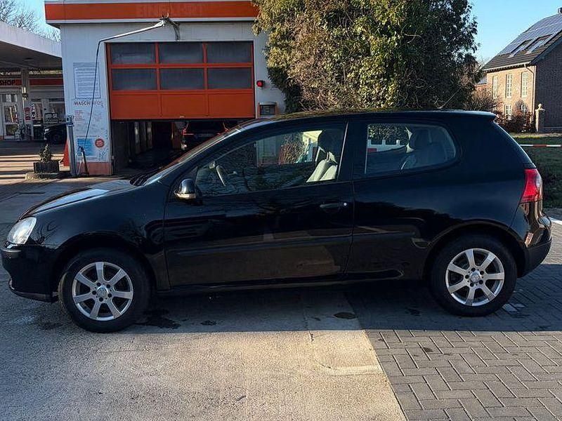 Gebraucht VW Golf IV 75 PS (55 kW) 2005 Schwarz Limousine