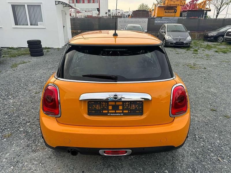 Second-hand Mini ONE 102 CP (75 kW) 2015 Portocaliu Hatchback