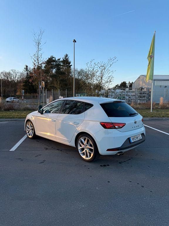 Gebraucht Seat Leon SC FR 150 PS (110 kW) 2015 Weiß Kleinwagen