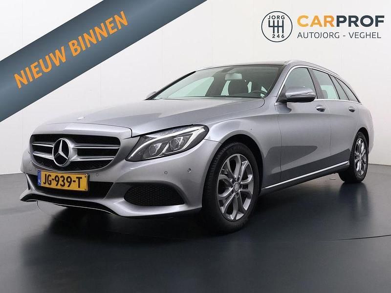Grau Gebraucht 2016 Mercedes C180 Ambition Kombi | 12.995 € (Superpreis) - Bild 1/4