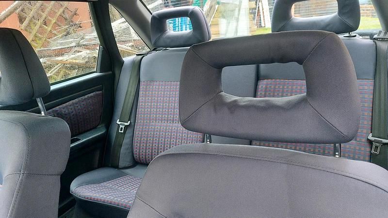 Gebraucht Audi 80 116 PS (85 kW) 1993 Grün Limousine