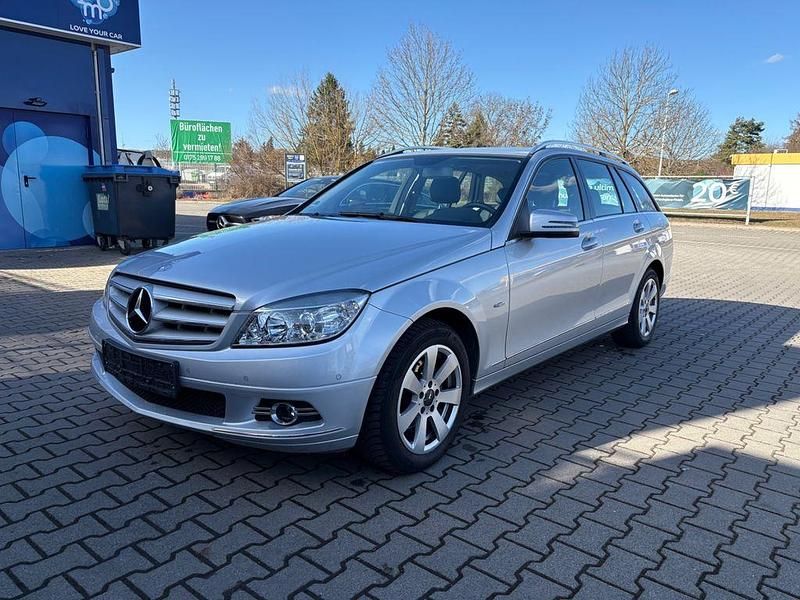 Gebraucht Mercedes C180 156 PS (114 kW) 2010 Silber Limousine