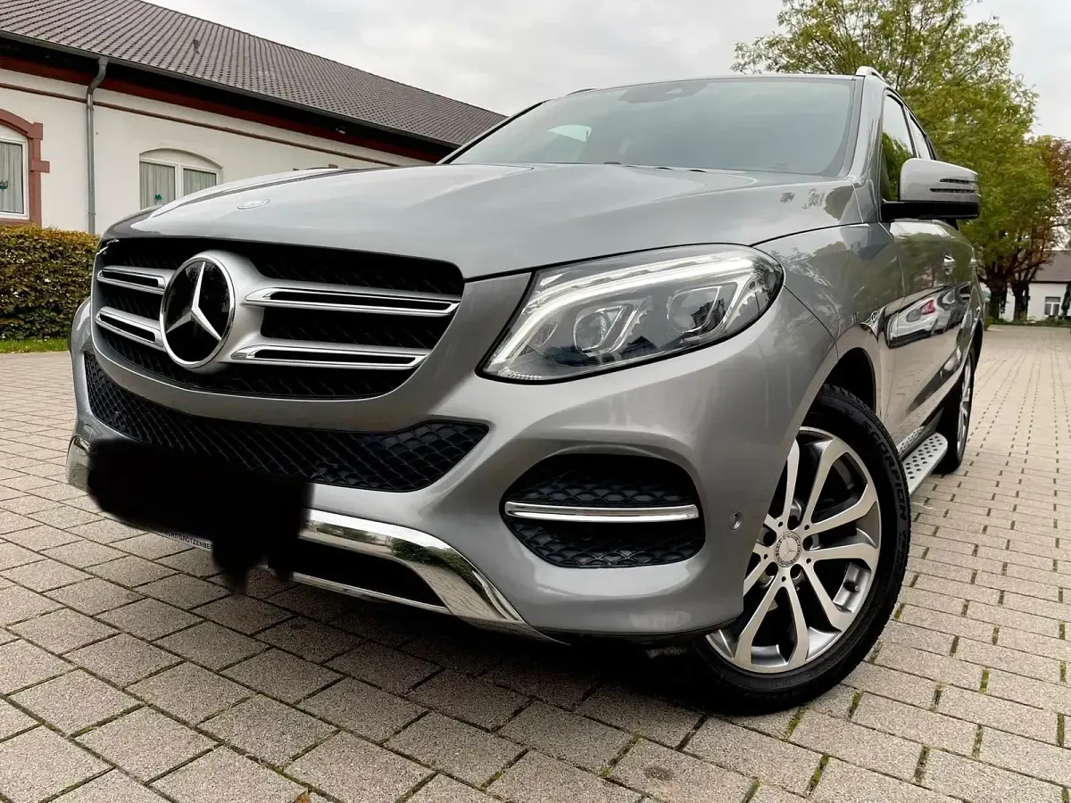 Gebraucht Mercedes GLE350 AMG line 258 PS (189 kW) 2016 Grau SUV