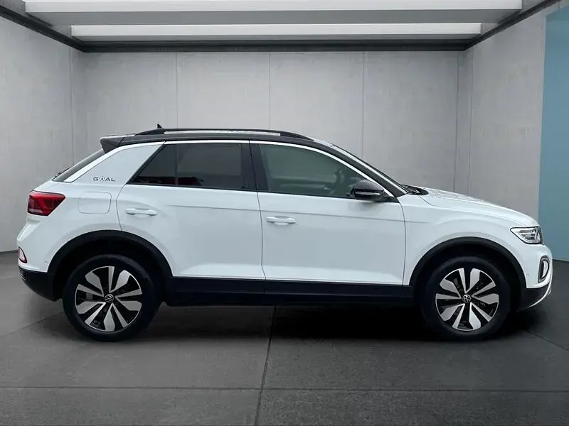Gebraucht VW T-Roc 150 PS (110 kW) 2025 Weiß SUV