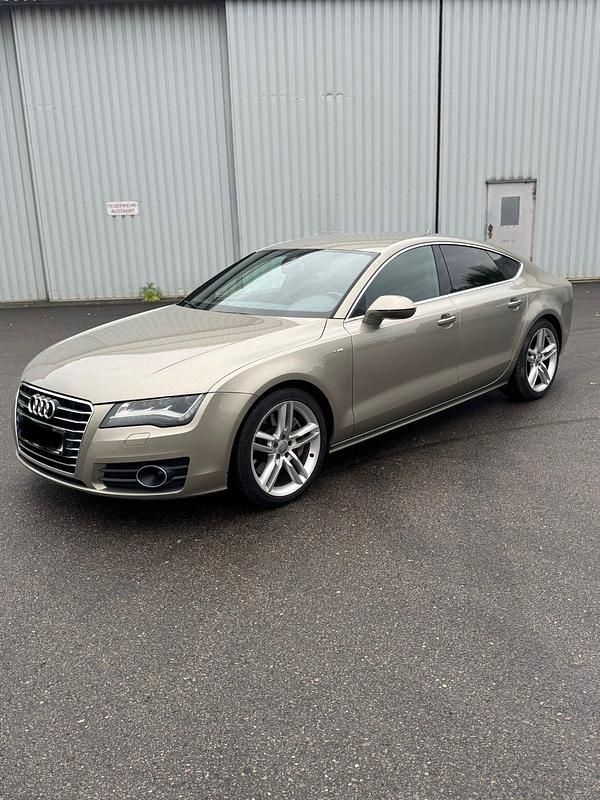 Gold Gebraucht 2012 Audi A7 S-Line Kleinwagen | 18.500 € (Guter Preis) - Bild 1/4