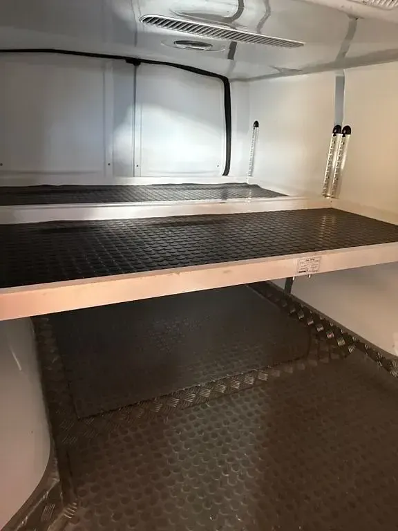 Używany VW T6 272 KM (200 kW) 2018 Czerwony Van