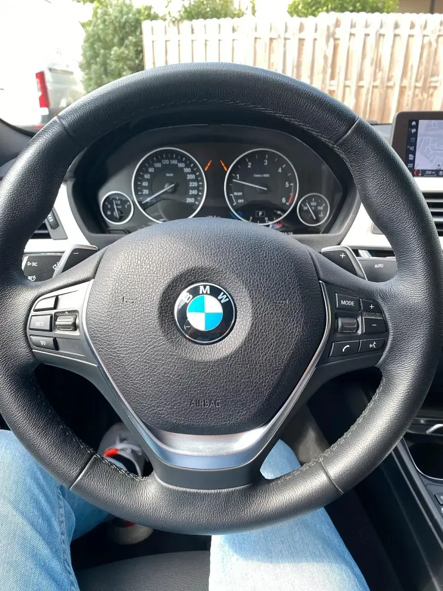 Second-hand BMW 320 190 CP (139 kW) 2017 Negru Berlinǎ