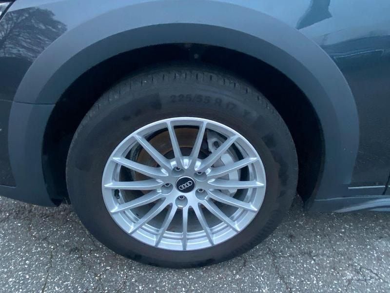 Gebraucht Audi A4 Allroad Business 204 PS (150 kW) 2023 Manhattangrau Kombi