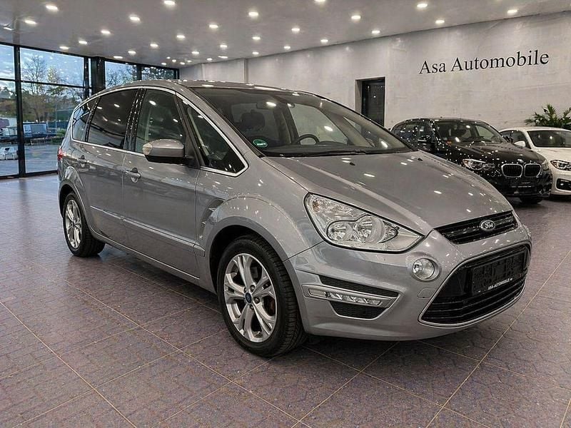 Second-hand Ford S-MAX Titanium 200 CP (147 kW) 2013 Argintiu Monovolum