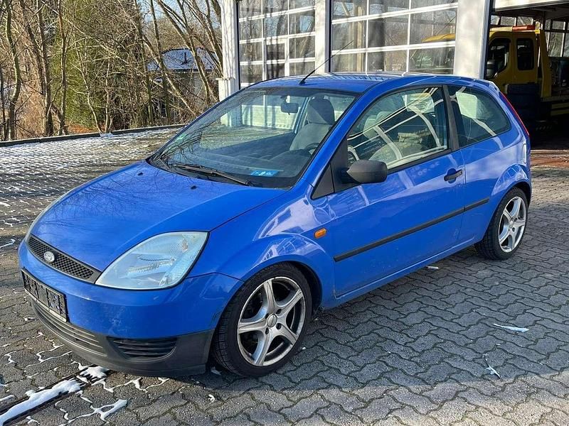 Azorenblau Gebraucht 2003 Ford Fiesta Basis Kleinwagen | 799 € (Etwas zu teuer) - Bild 1/4