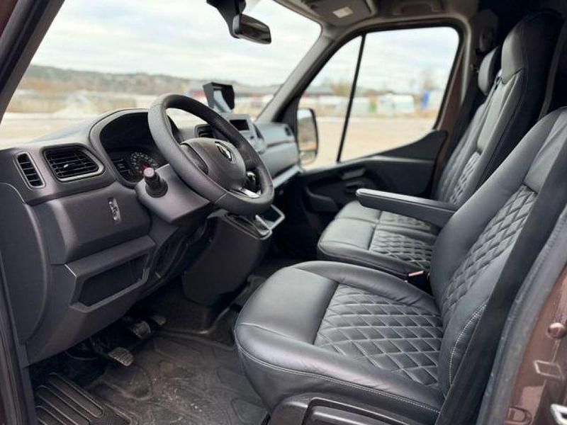 Gebraucht Renault Master 135 PS (99 kW) 2020 Braun Van / Kleinbus