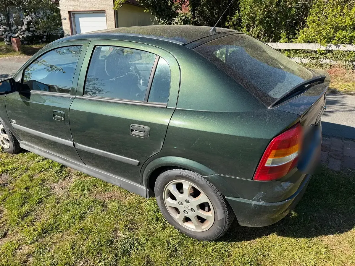 Gebraucht Opel Astra 75 PS (55 kW) 2004 Grün Limousine