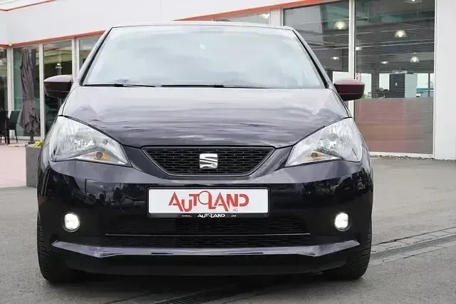 Używany Seat Mii Chic 75 KM (55 kW) 2016 Czarny Hatchback
