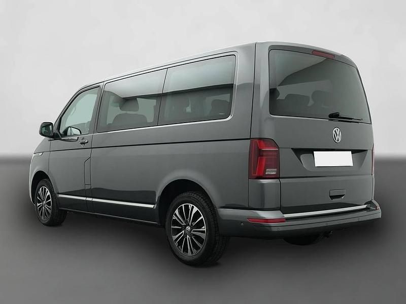 Używany VW Multivan Comfortline 204 KM (150 kW) 2023 Szary Minivan