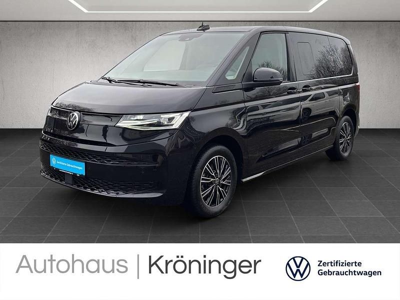 Gebraucht VW Multivan Basis 150 PS (110 kW) 2024 Deep black perleffekt Van