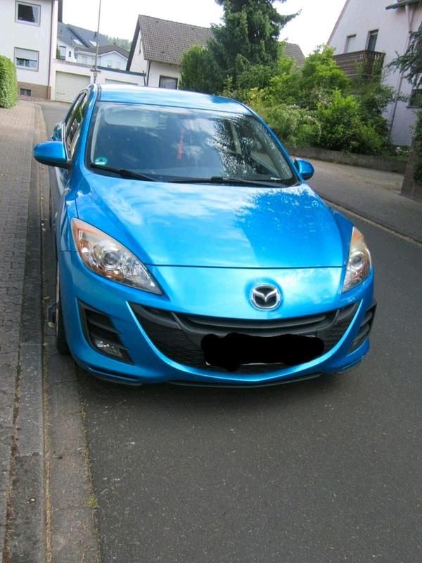 Blau Gebraucht 2011 Mazda 3 Kleinwagen | 3.500 € (Teuer) - Bild 1/4