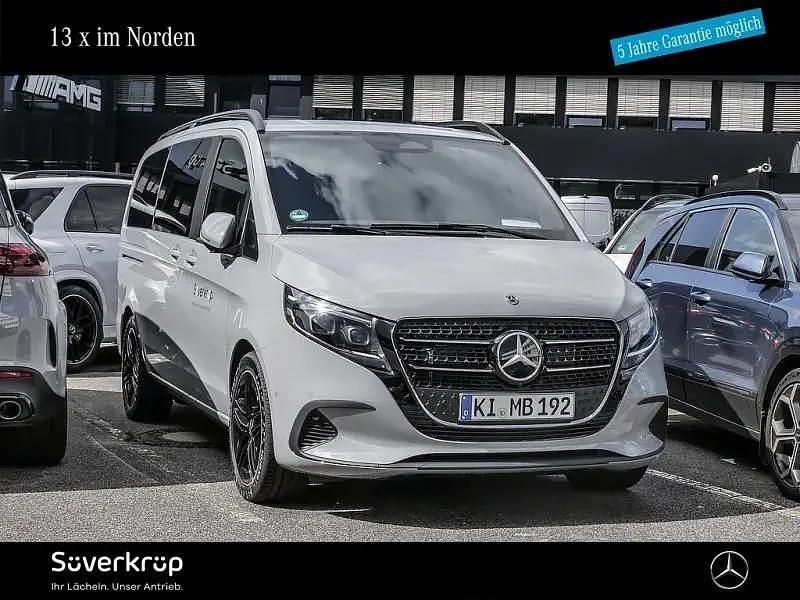 Alpingrau Gebraucht 2025 Mercedes V220 Style Van / Kleinbus | 65.900 € - Bild 1/3