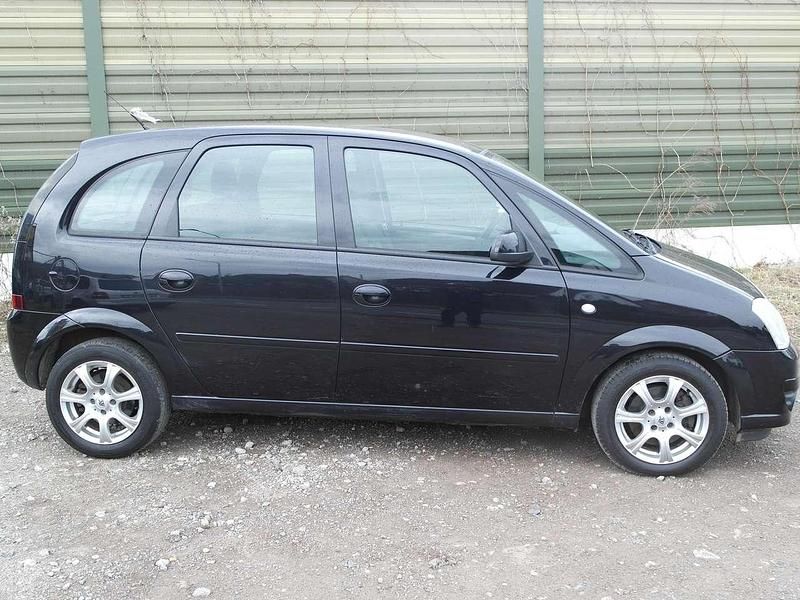 Gebraucht Opel Meriva 105 PS (77 kW) 2007 Other Van / Kleinbus