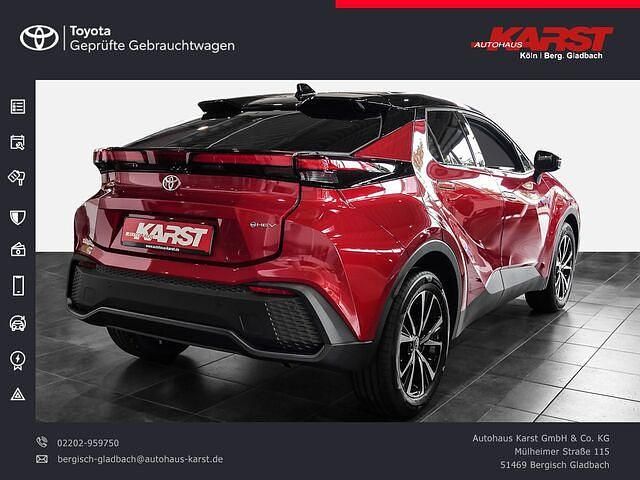 Gebraucht Toyota C-HR 152 PS (111 kW) 2024 Karmina rot SUV