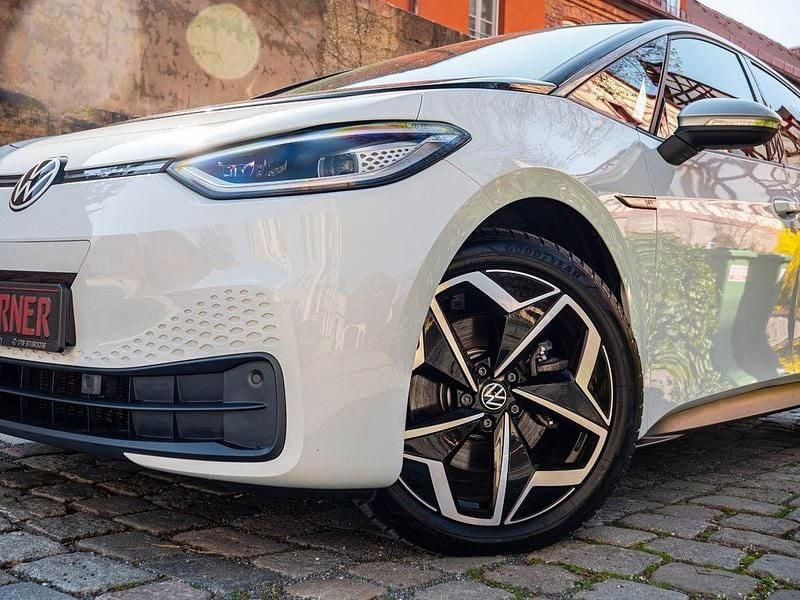 Gebraucht VW ID.3 Pro Performance 150 kW (204 PS) 2020 Gletscherweiss Kleinwagen