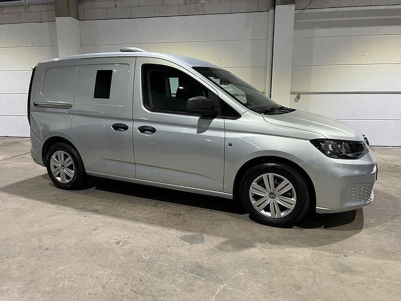Neu VW Caddy 116 PS (85 kW) 2025 Silber Van / Kleinbus